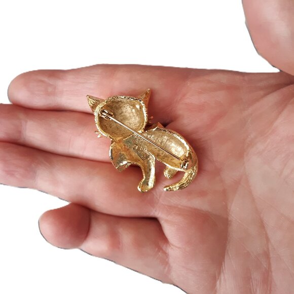 Vintage Kitty Cat Brooch Red Enamel Bow Tie Green Crystal Eyes - Picture 3 of 3